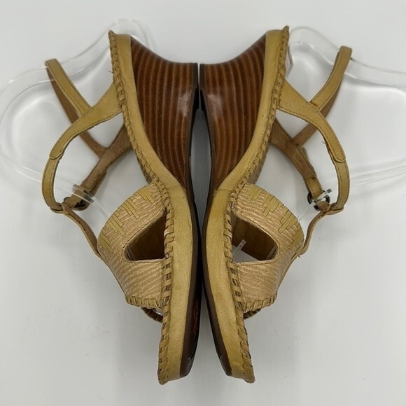 Clarks Size 8 8M Artisan Leather Heeled Sandals Light Tan #73382 - Picture 5 of 12